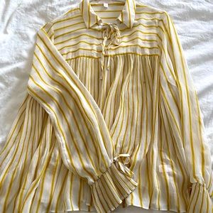 Lauren Conrad blouse-